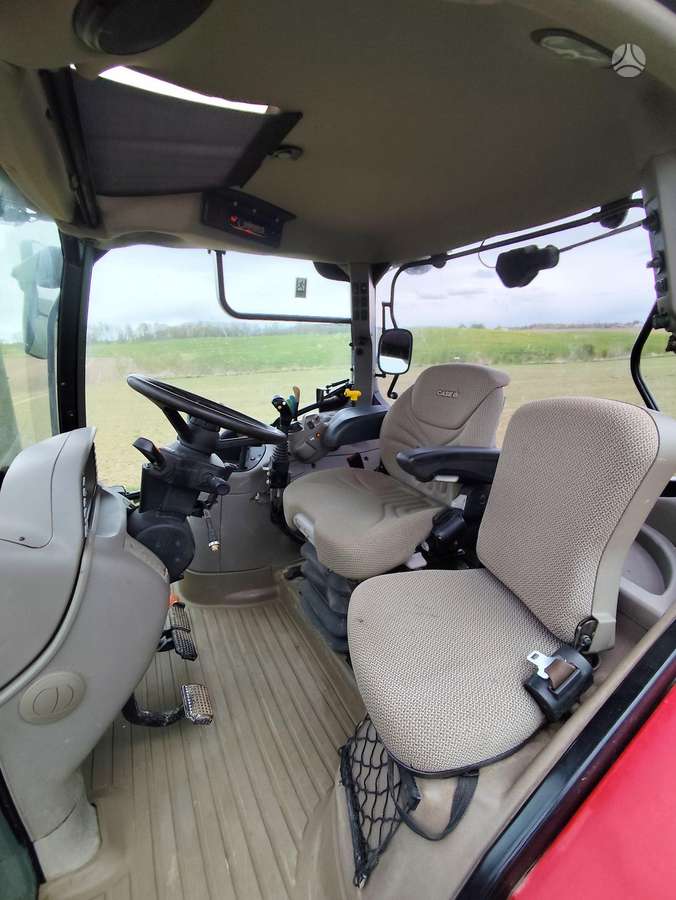 Case-IH Maxxum 115, tractors