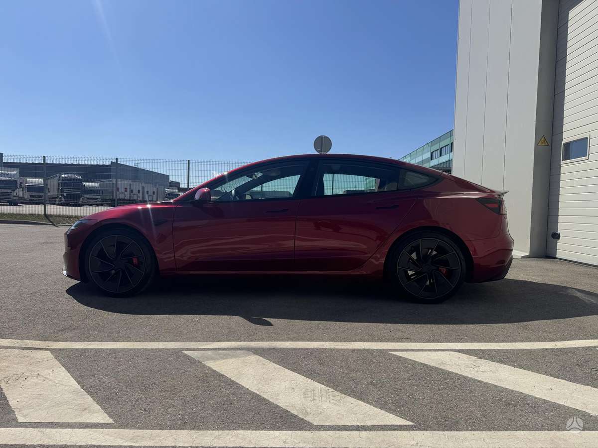Tesla Model 3, 82 kWh, hečbekas