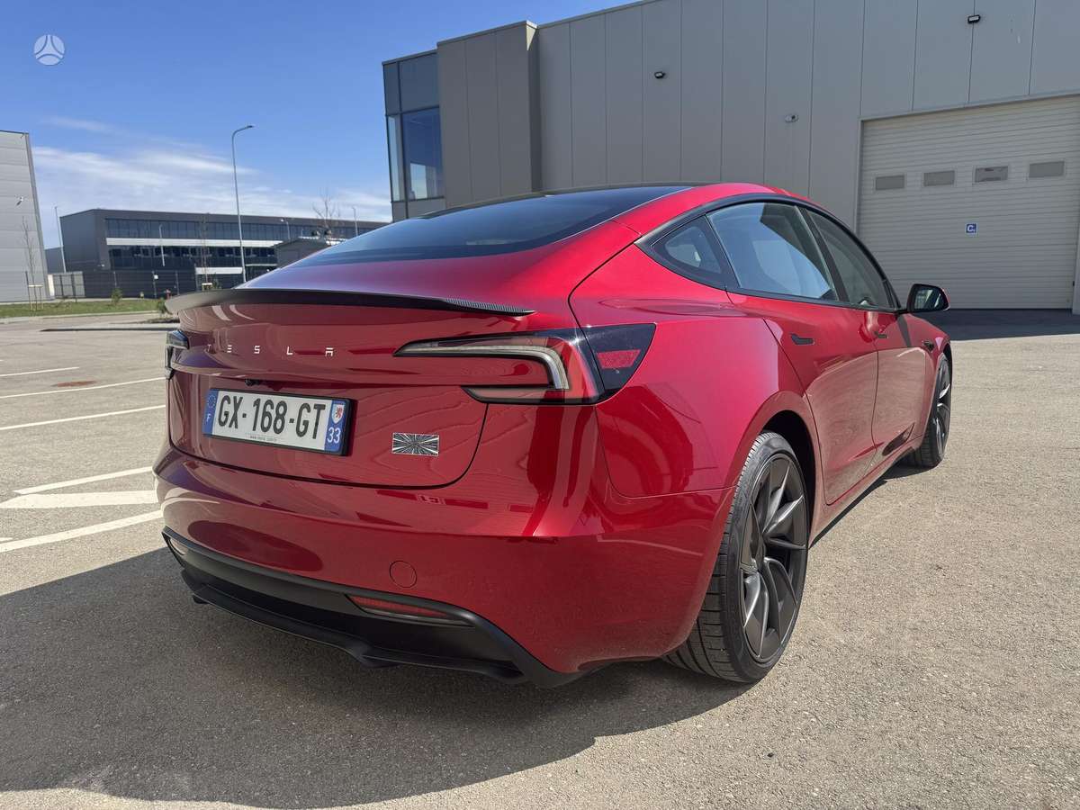 Tesla Model 3, 82 kWh, hečbekas