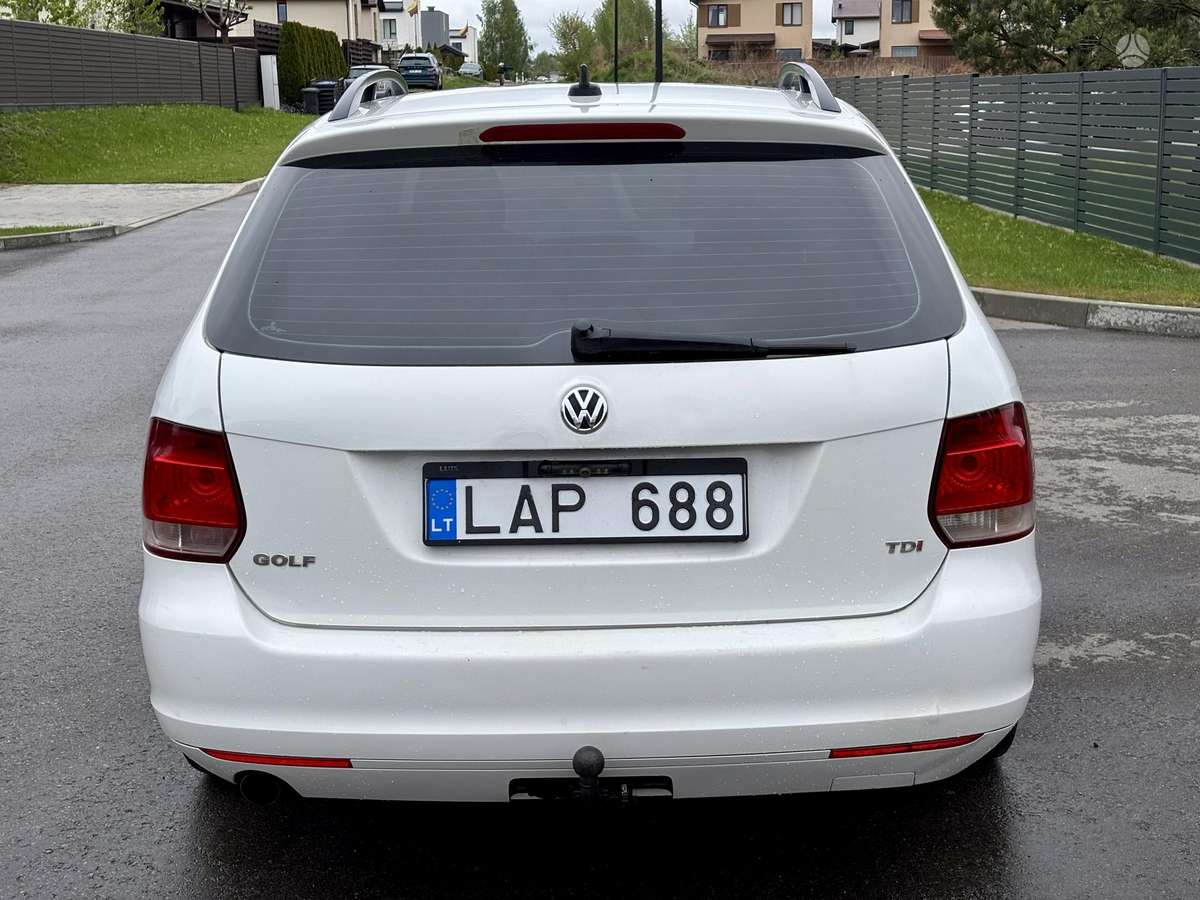 Volkswagen Golf - 4