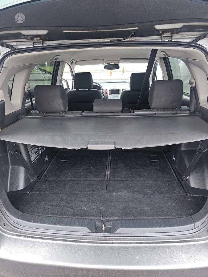 Toyota Corolla Verso - 5