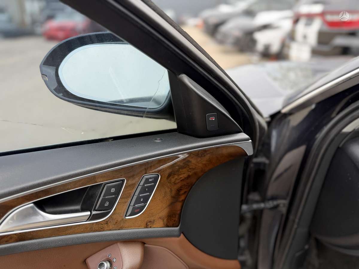 Audi A6, 3.0 l., Седан