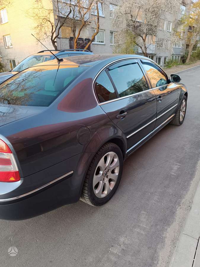 Škoda Superb - 11