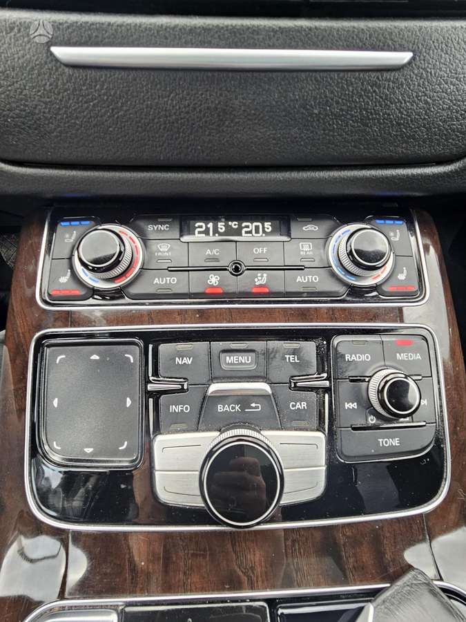 Audi A8, 3.0 l., Седан