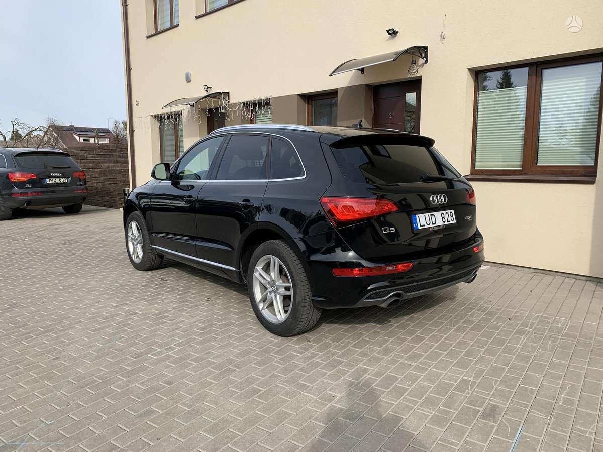 Audi Q5, 2.0 l., Внедорожник / Кроссовер