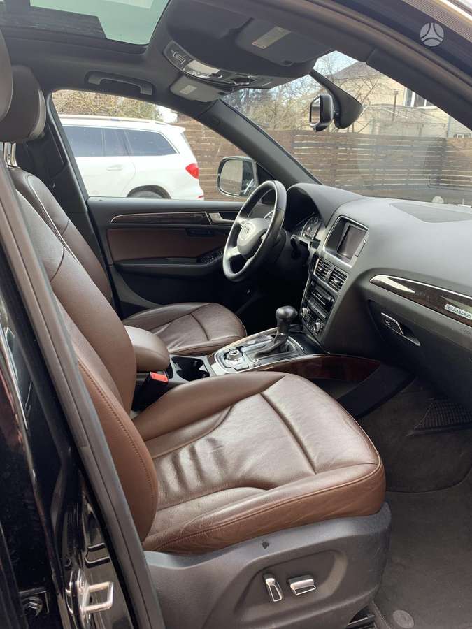 Audi Q5, 2.0 l., Внедорожник / Кроссовер