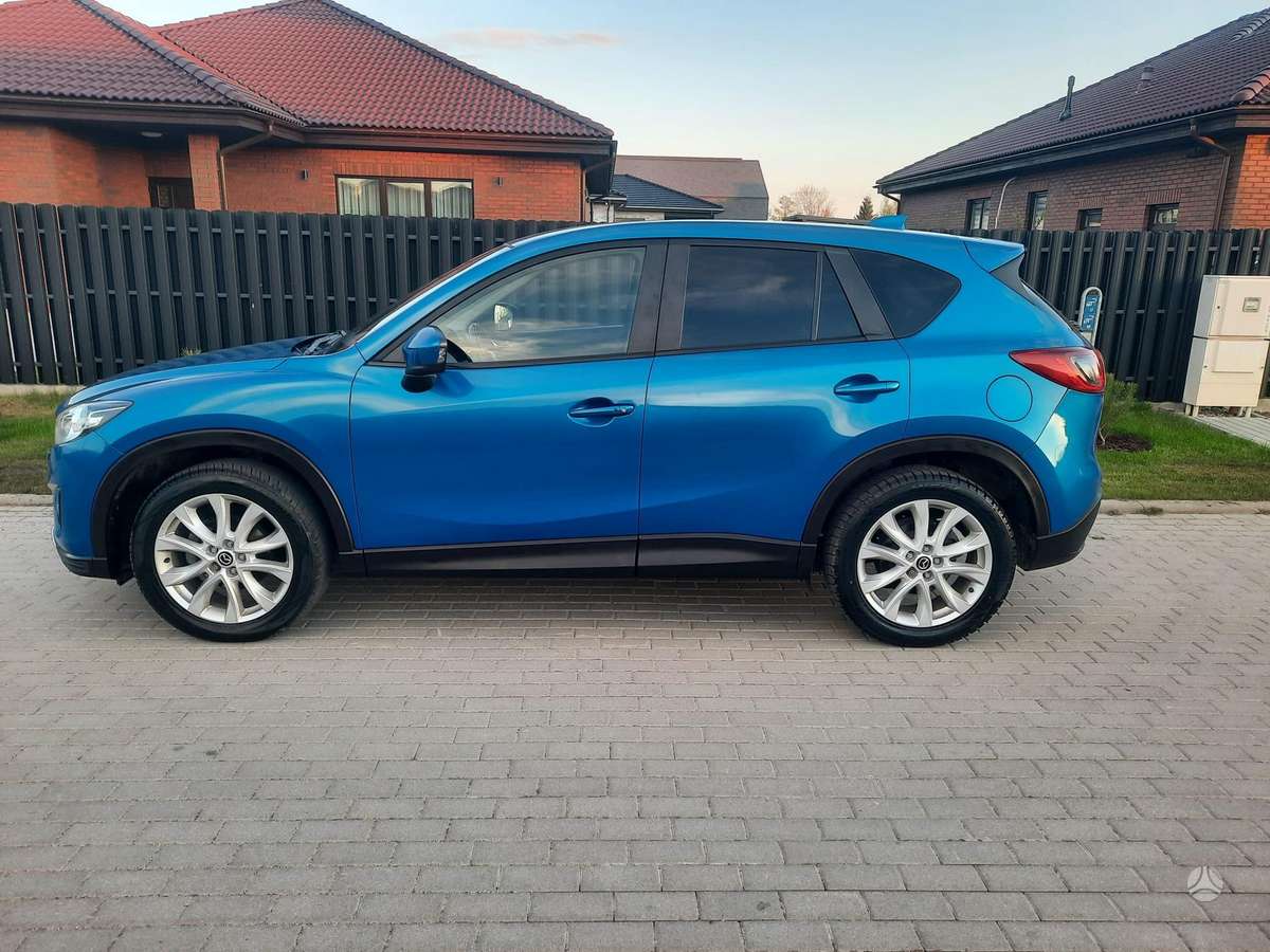 Mazda CX-5, 2.2 l., Внедорожник / Кроссовер