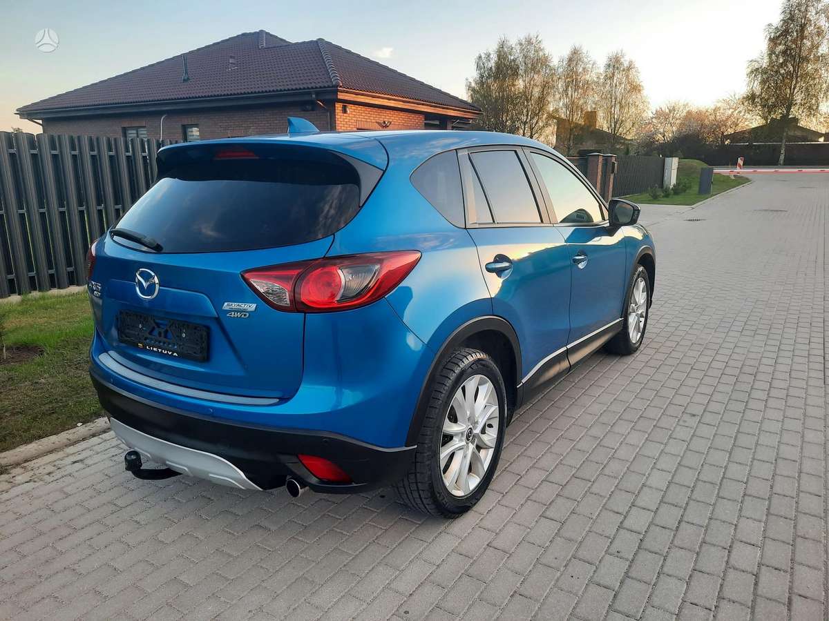Mazda CX-5, 2.2 l., Внедорожник / Кроссовер