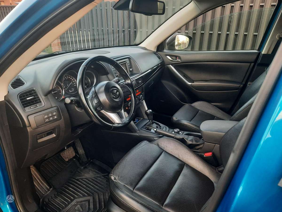 Mazda CX-5, 2.2 l., Внедорожник / Кроссовер