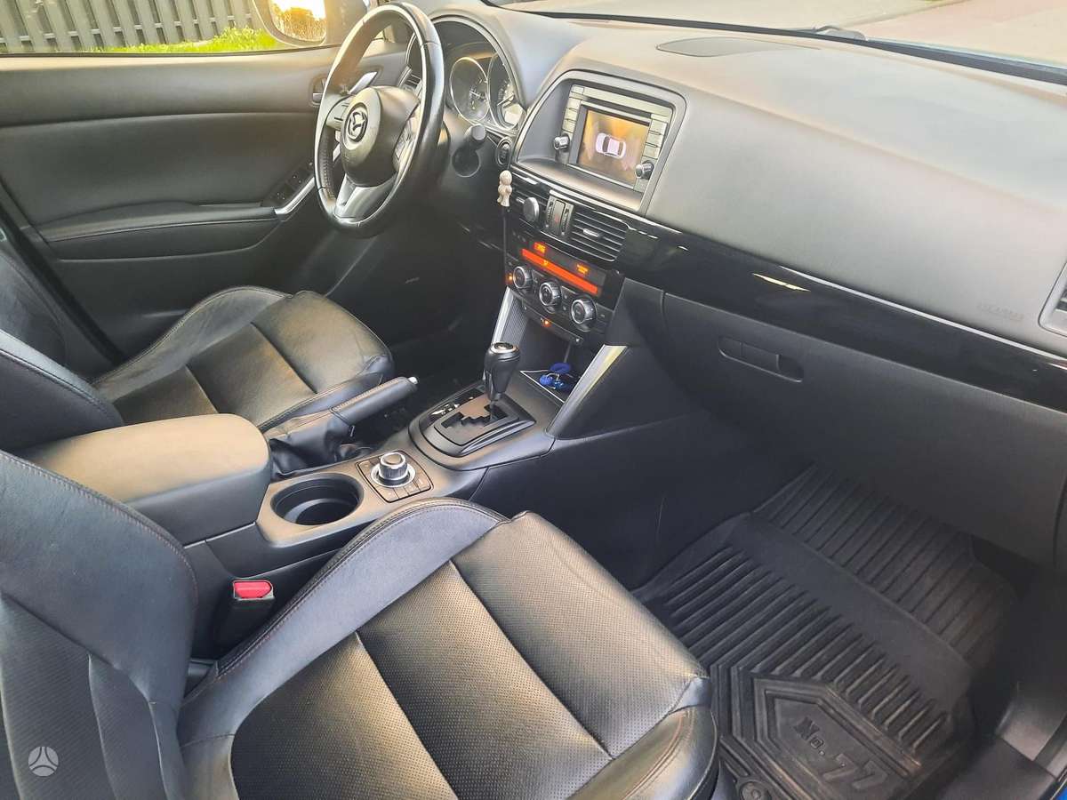 Mazda CX-5, 2.2 l., Внедорожник / Кроссовер