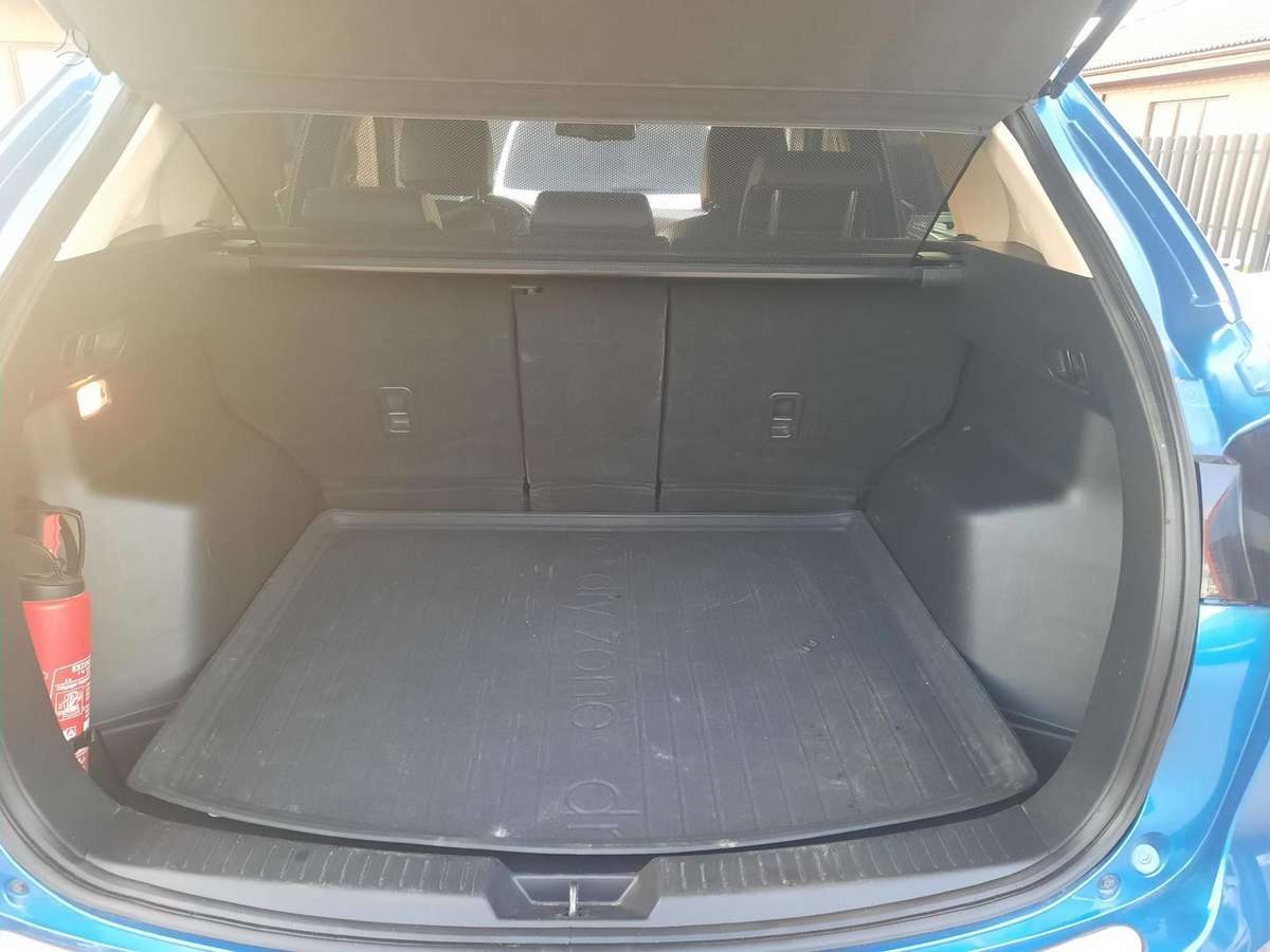 Mazda CX-5, 2.2 l., Внедорожник / Кроссовер