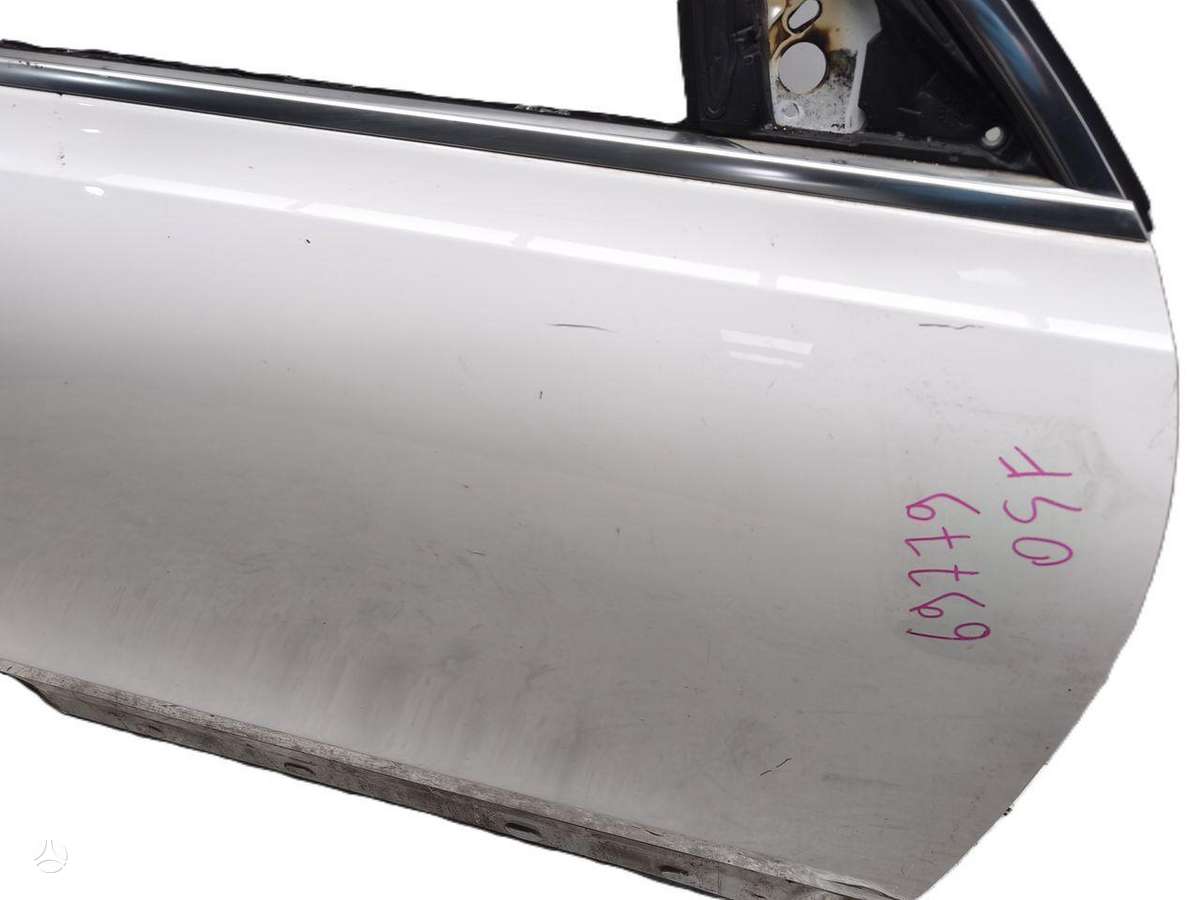 Mercedes-Benz EQB durys
