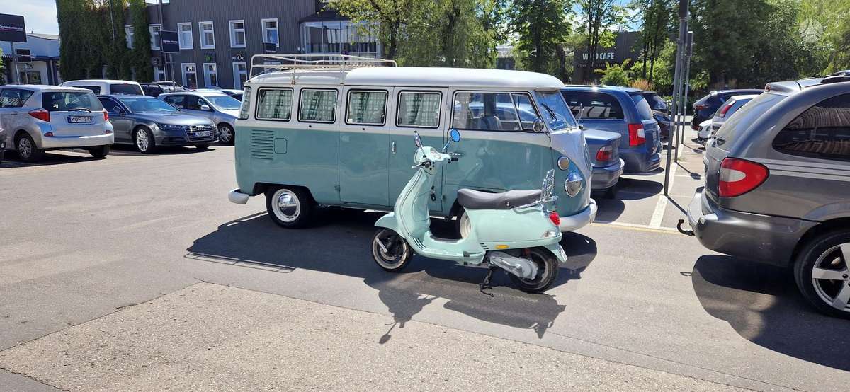 Piaggio Vespa 49cc, scooters / mopeds