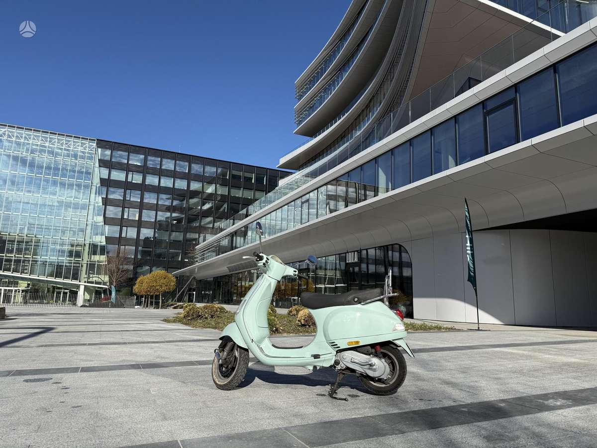 Piaggio Vespa 49cc, scooters / mopeds