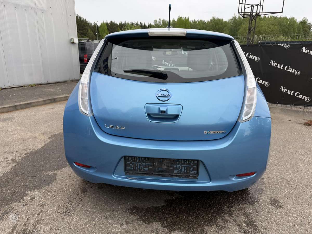 Nissan Leaf, 24 кВт·ч, Хэтчбек