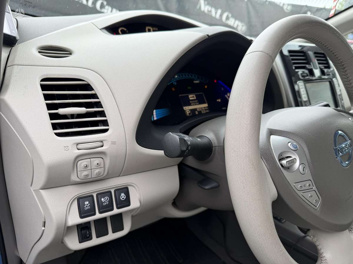 Nissan Leaf, 24 kWh, hatchback