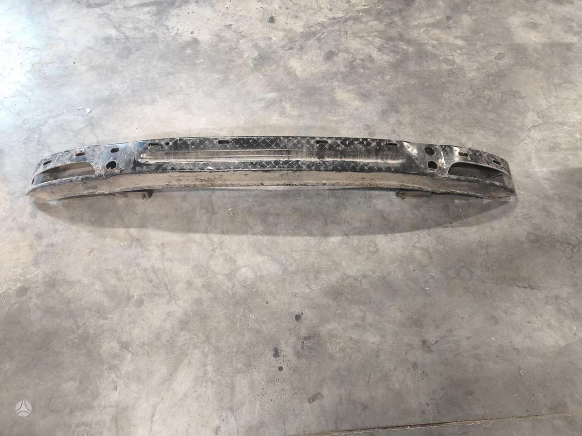 BMW 740 kėbulo dalys