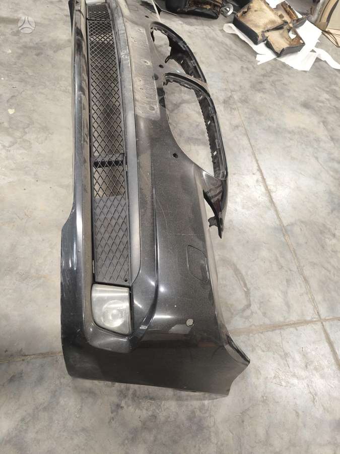 BMW 740 kėbulo dalys