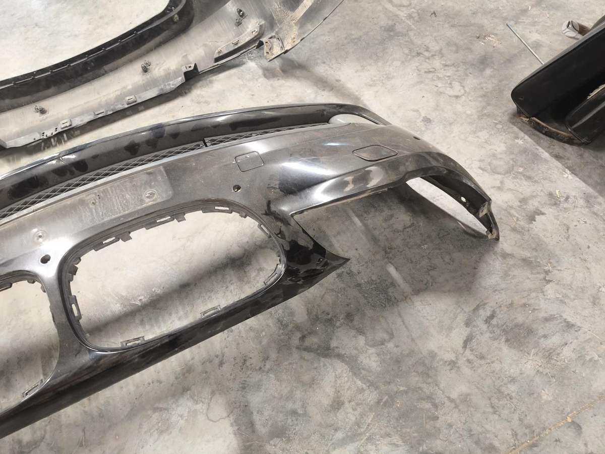 BMW 740 детали кузова