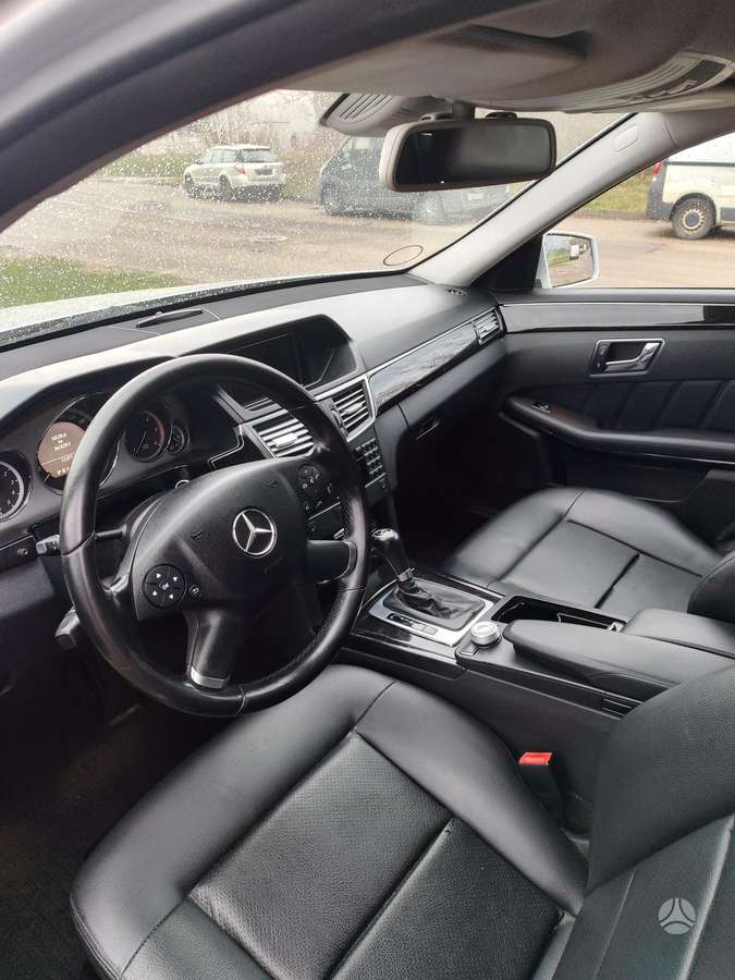 Mercedes-Benz E200, 2.1 l., universalas