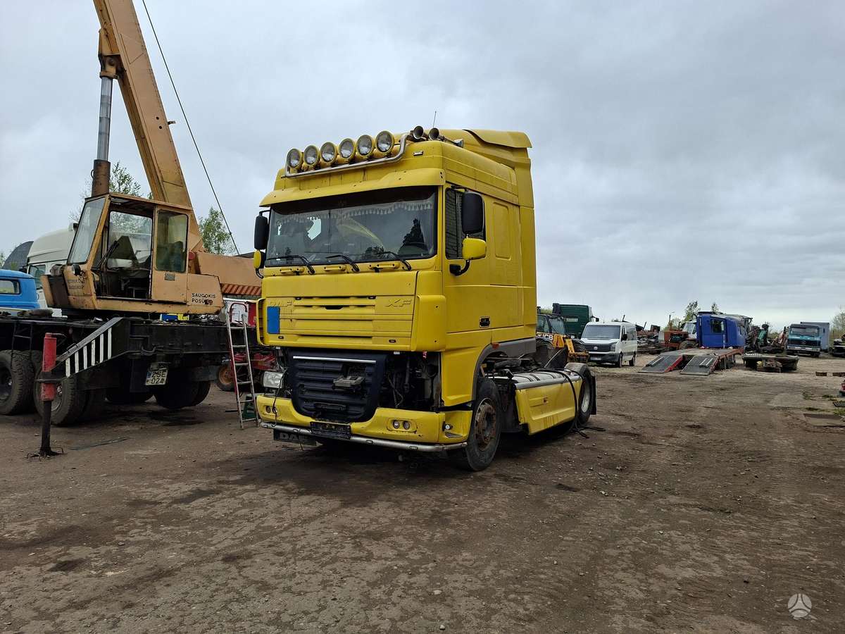 DAF DAF 105 -460 DALIMIS, vilcējs