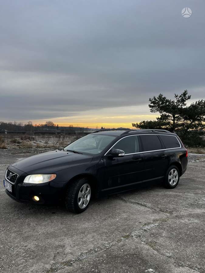 Volvo V70, 2.4 l., wagon