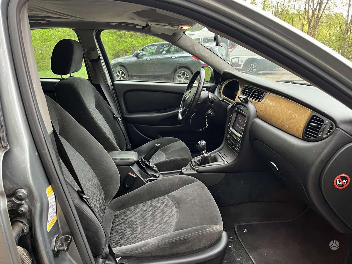 Jaguar X-Type, 2.2 l., sedanas