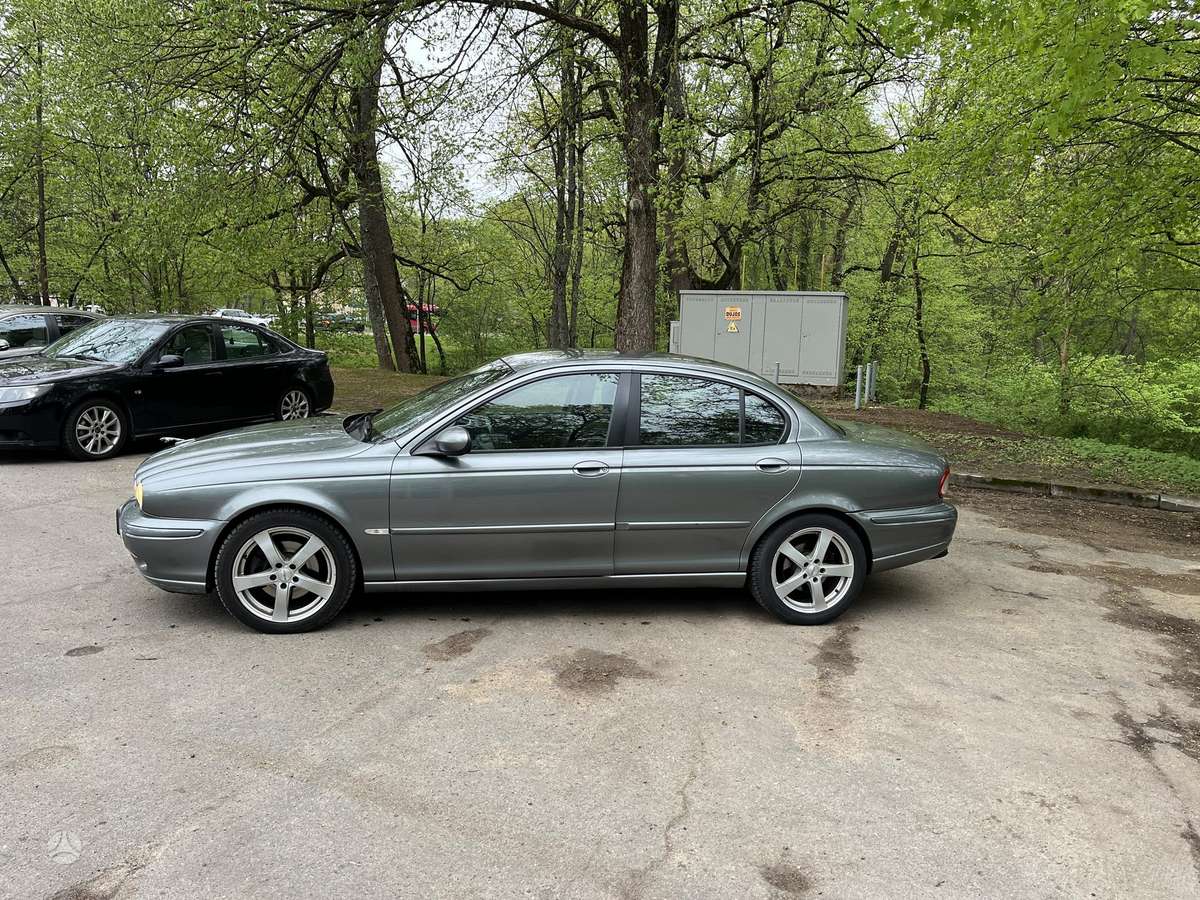 Jaguar X-Type, 2.2 l., sedanas