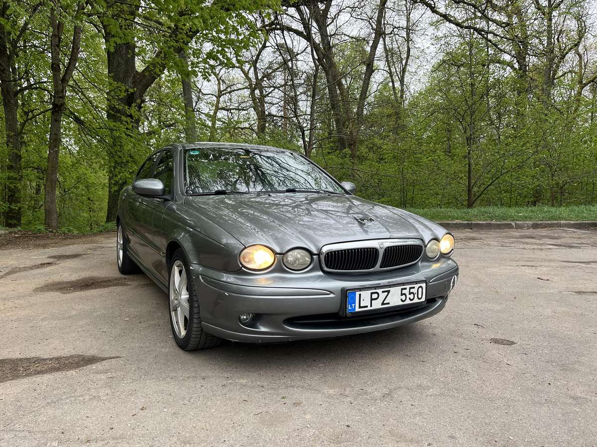 Jaguar X-Type, 2.2 l., sedanas