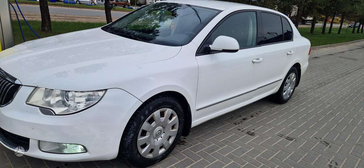 Skoda Superb dalimis. Dalimis tel 065791984