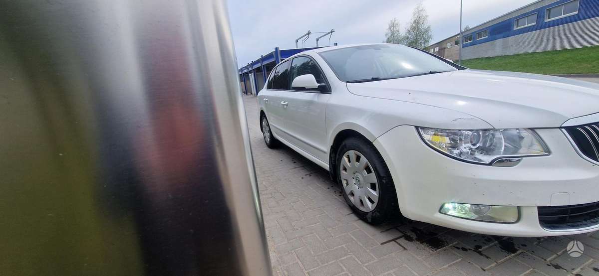 Skoda Superb dalimis. Dalimis tel 065791984