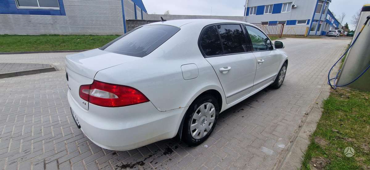 Skoda Superb dalimis. Dalimis tel 065791984