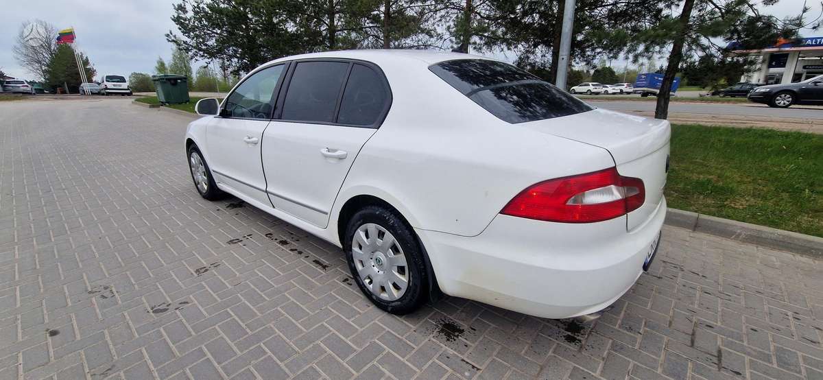 Skoda Superb dalimis. Dalimis tel 065791984