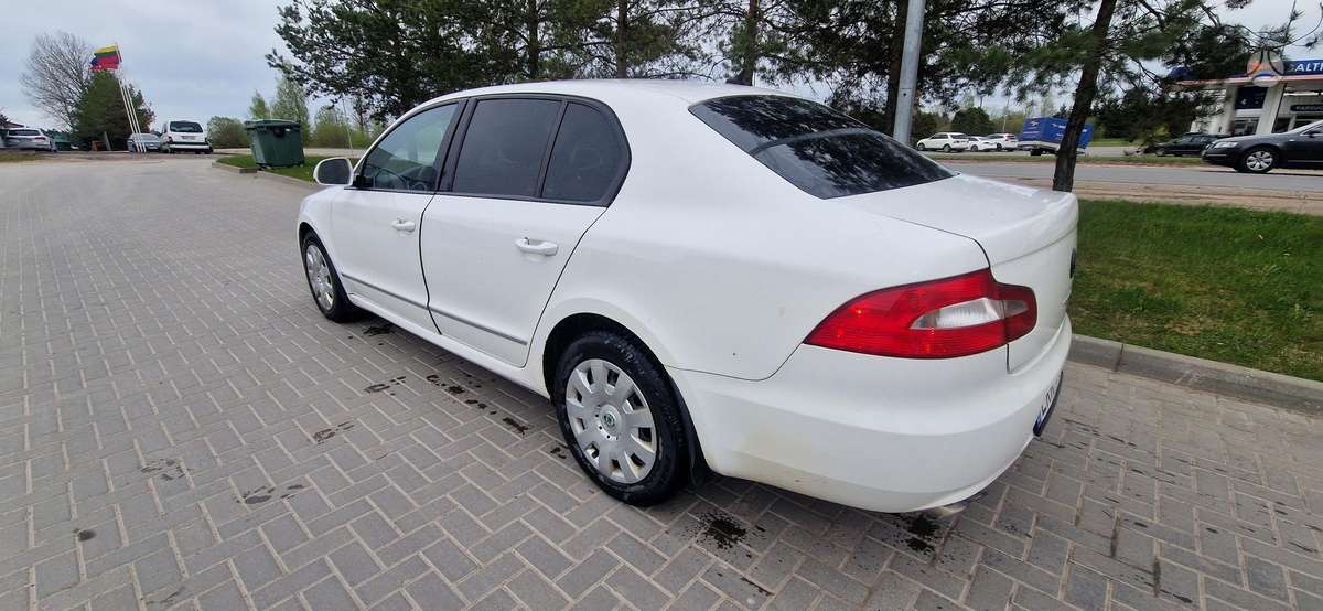 Skoda Superb по частям. Dalimis tel 065791984