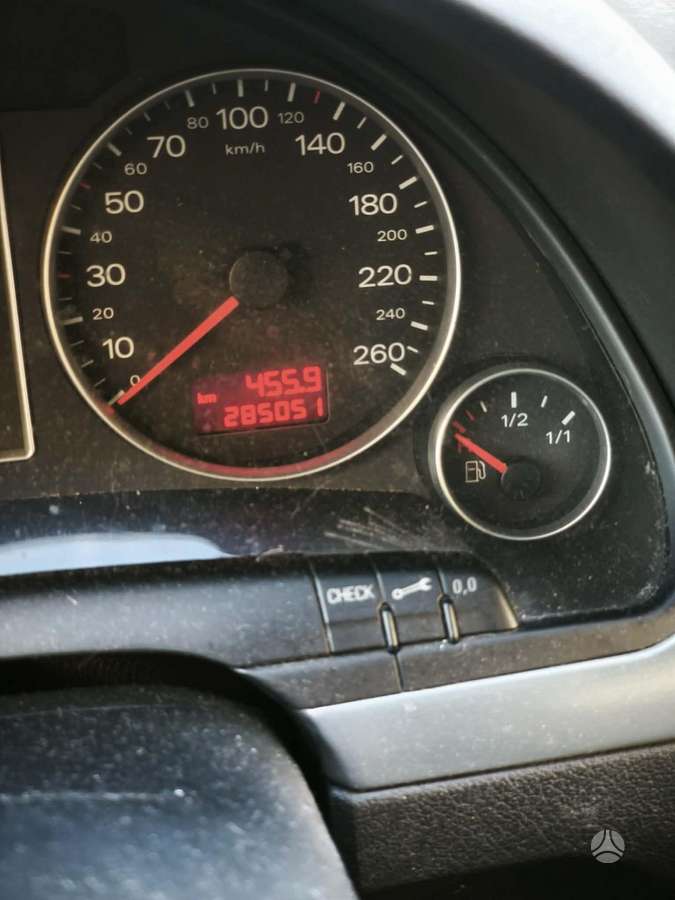 Audi A4, 2.0 l., universalas