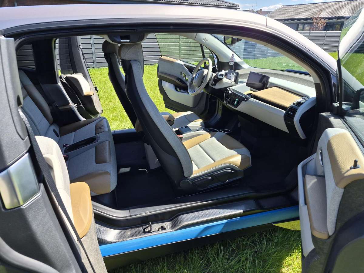 BMW i3, 19 кВт·ч, Хэтчбек
