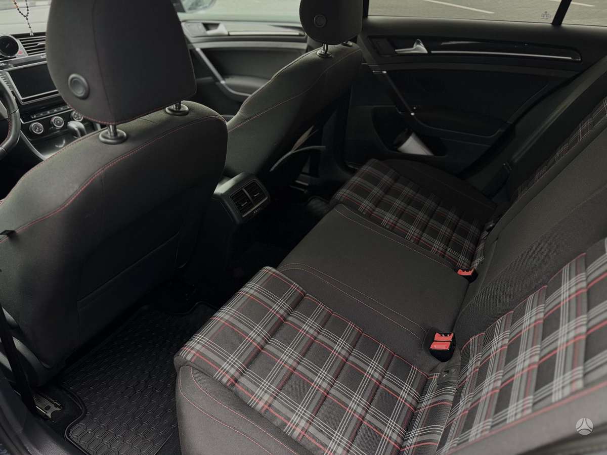 Volkswagen Golf, 2.0 l., hatchback