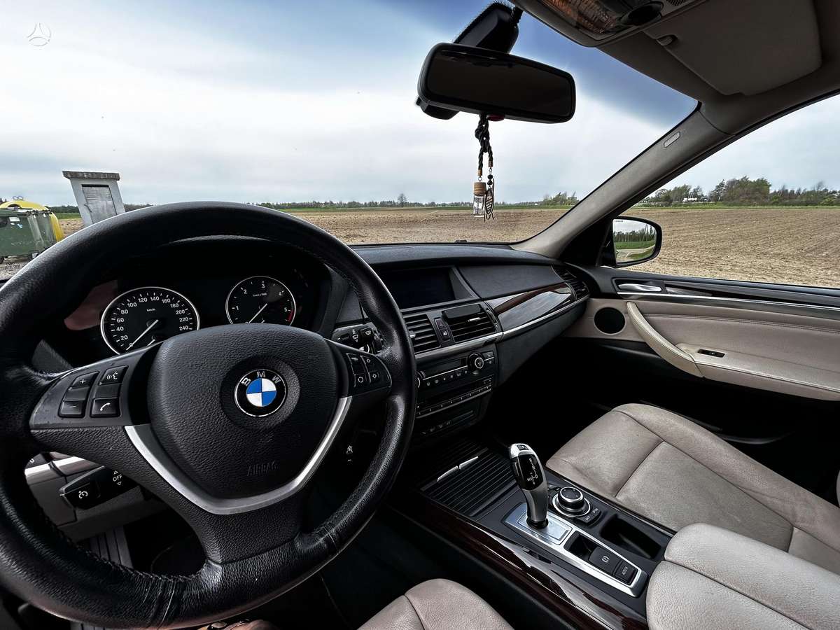 BMW X5, 3.0 l., Внедорожник / Кроссовер