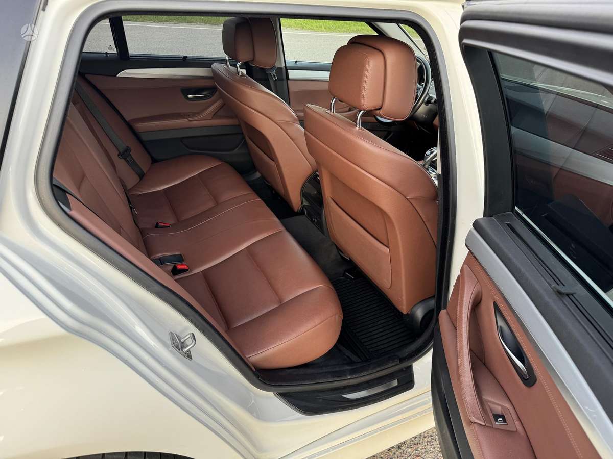 BMW 525, 3.0 l., wagon
