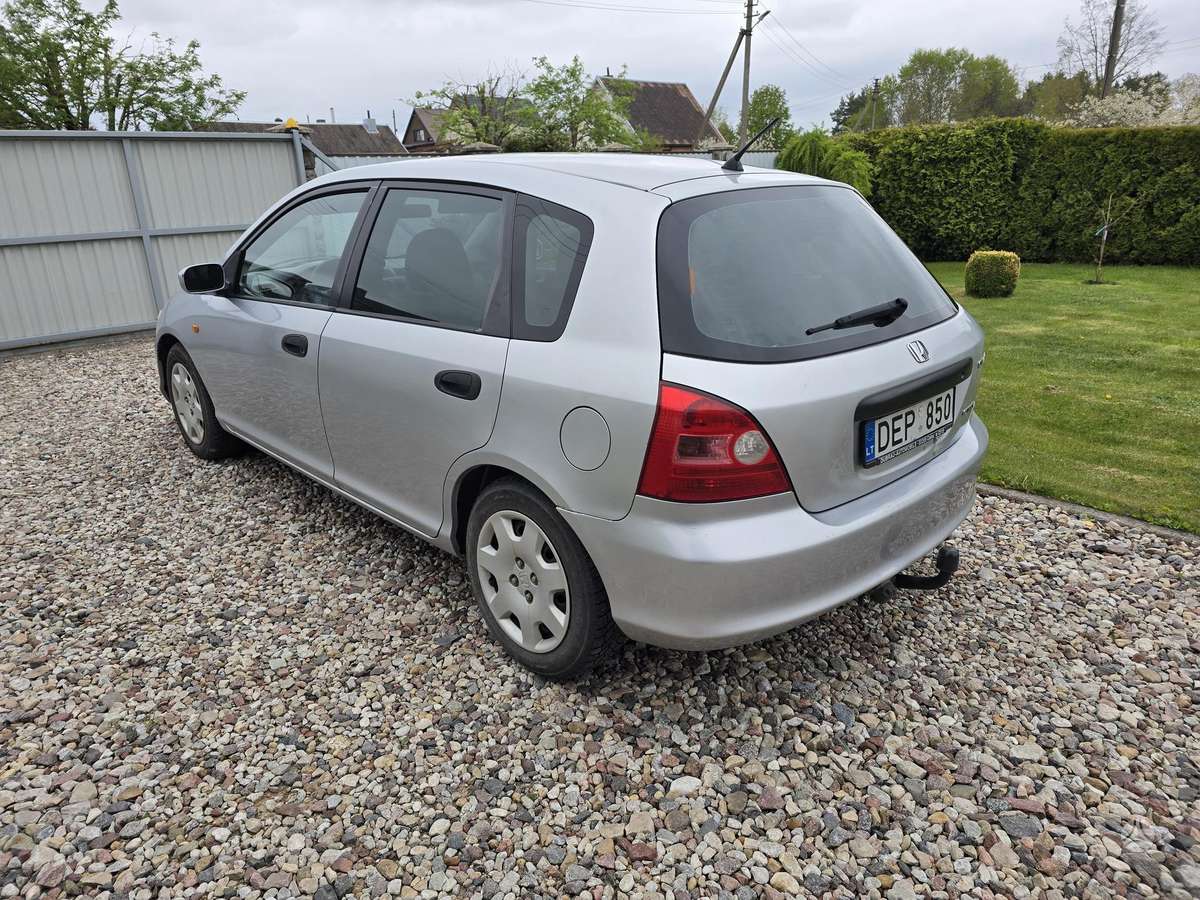 Honda Civic, 1.7 l., hečbekas