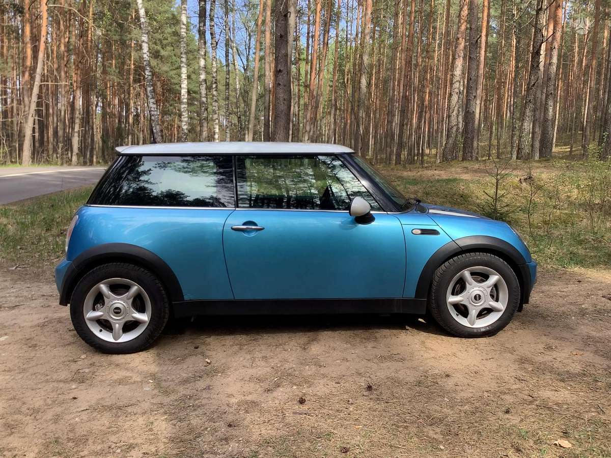 Mini Cooper, 1.6 l., hatchback