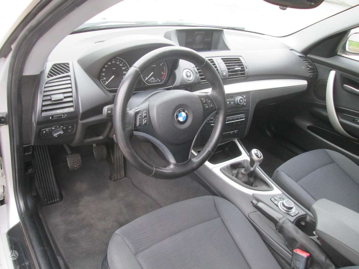 BMW 118, 2.0 l., coupe