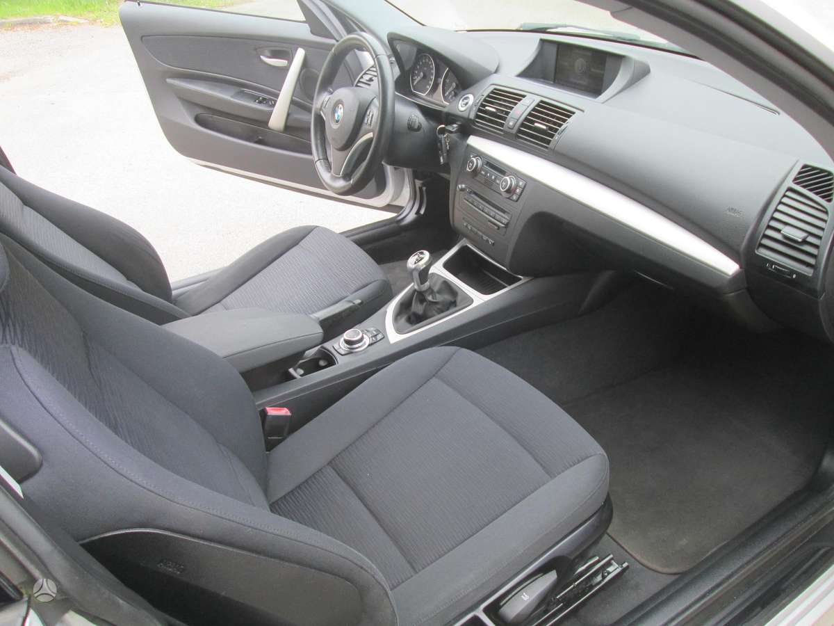 BMW 118, 2.0 l., coupe