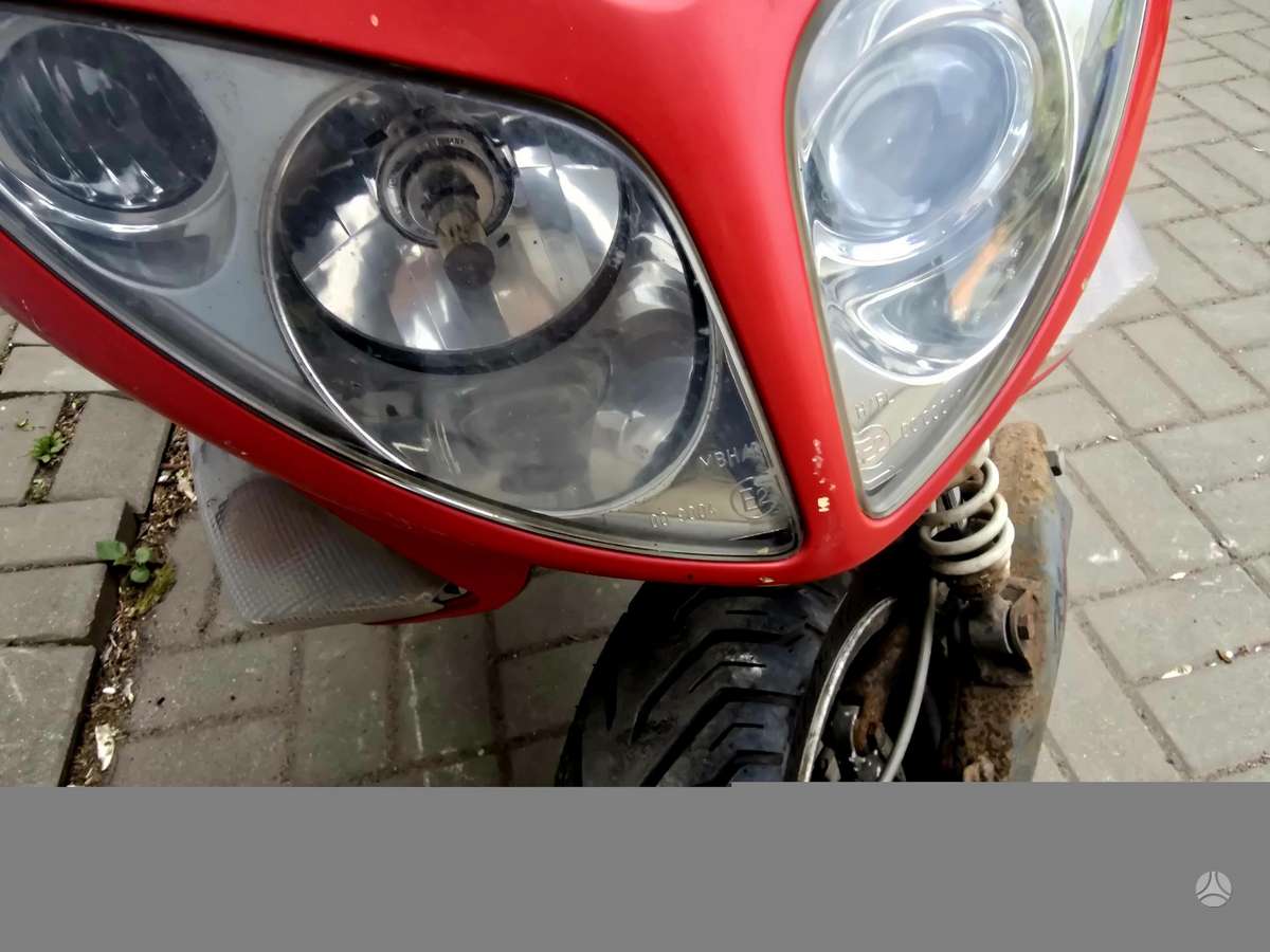 Peugeot Speedfight, scooters / mopeds