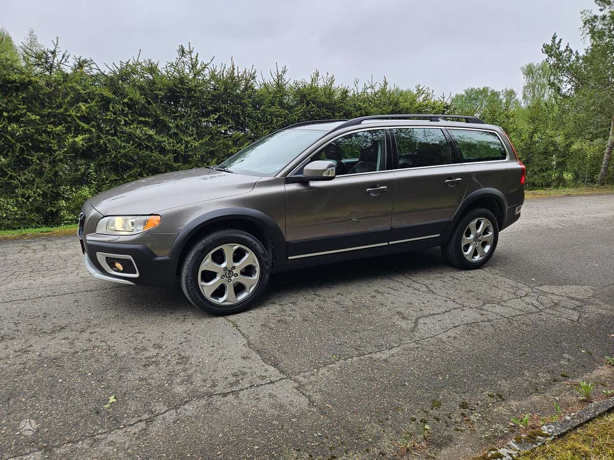Volvo XC70, 2.4 l., Универсал