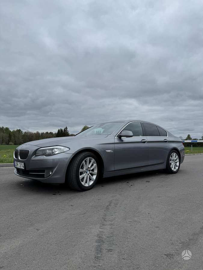 BMW 530, 3.0 l., Седан