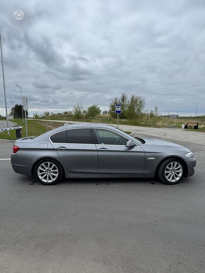 BMW 530, 3.0 l., Седан