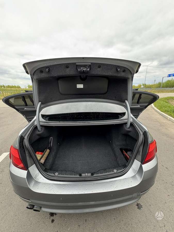 BMW 530, 3.0 l., Седан