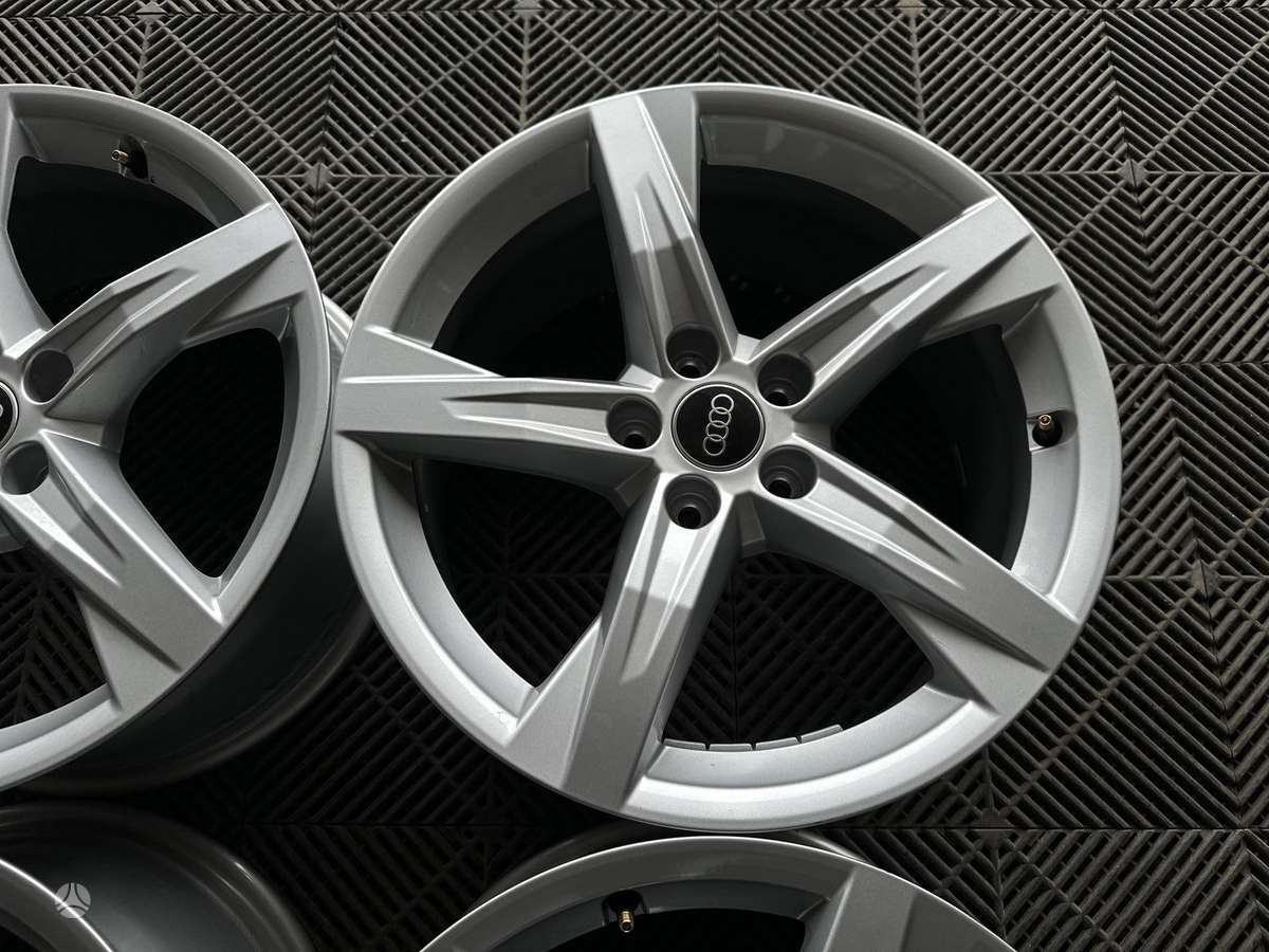 Audi Originalūs Q5, light alloy, R18