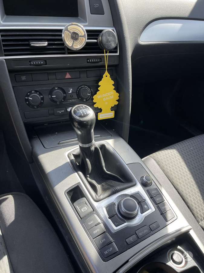 Audi A6, 2.0 l., Седан